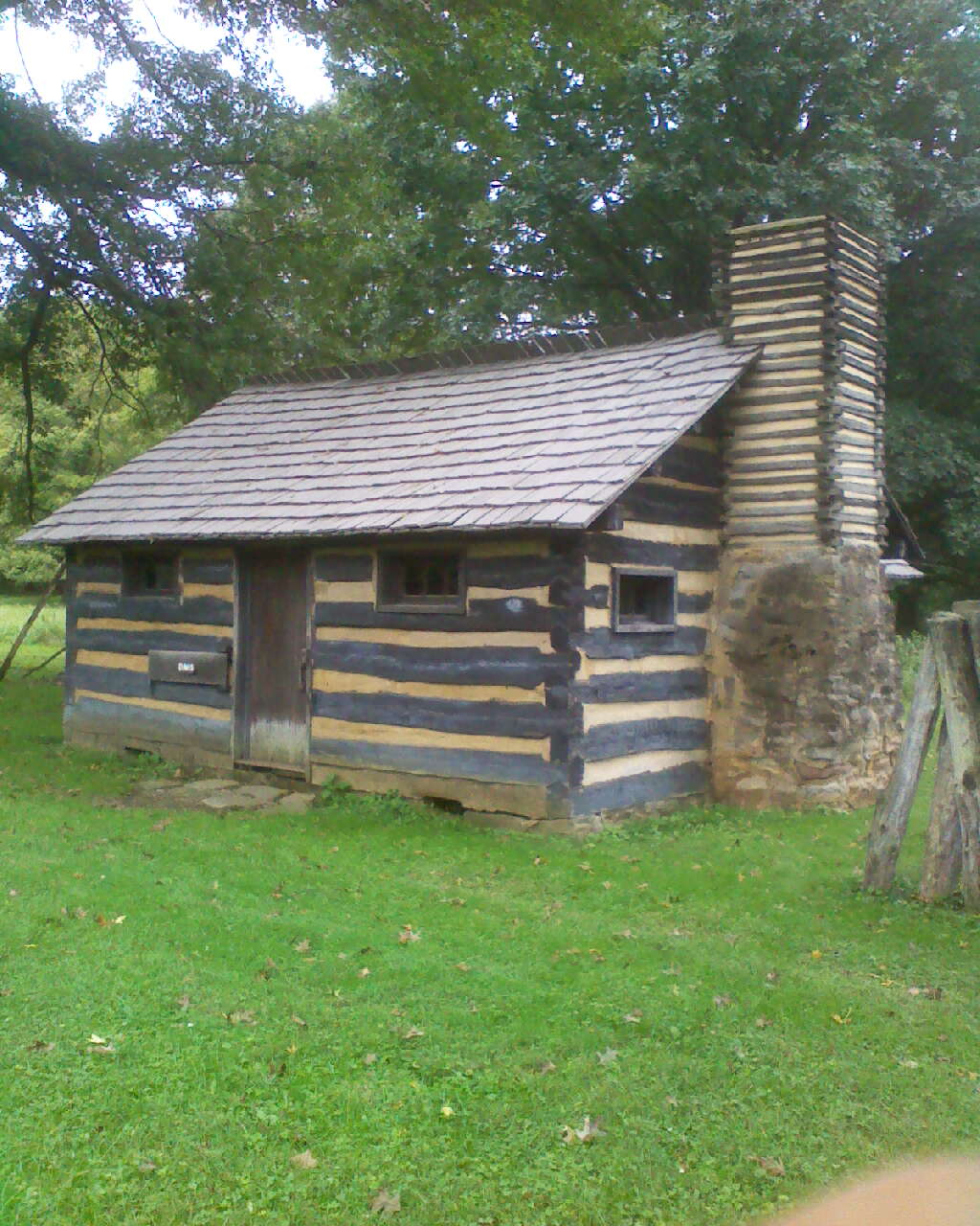 /img/Schoenbrunn Log Cabin Restoration 34 
