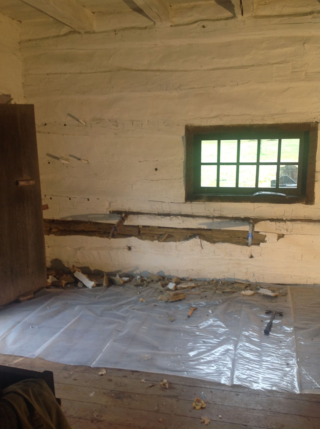 /img/Schoenbrunn Log Cabin Restoration 4 