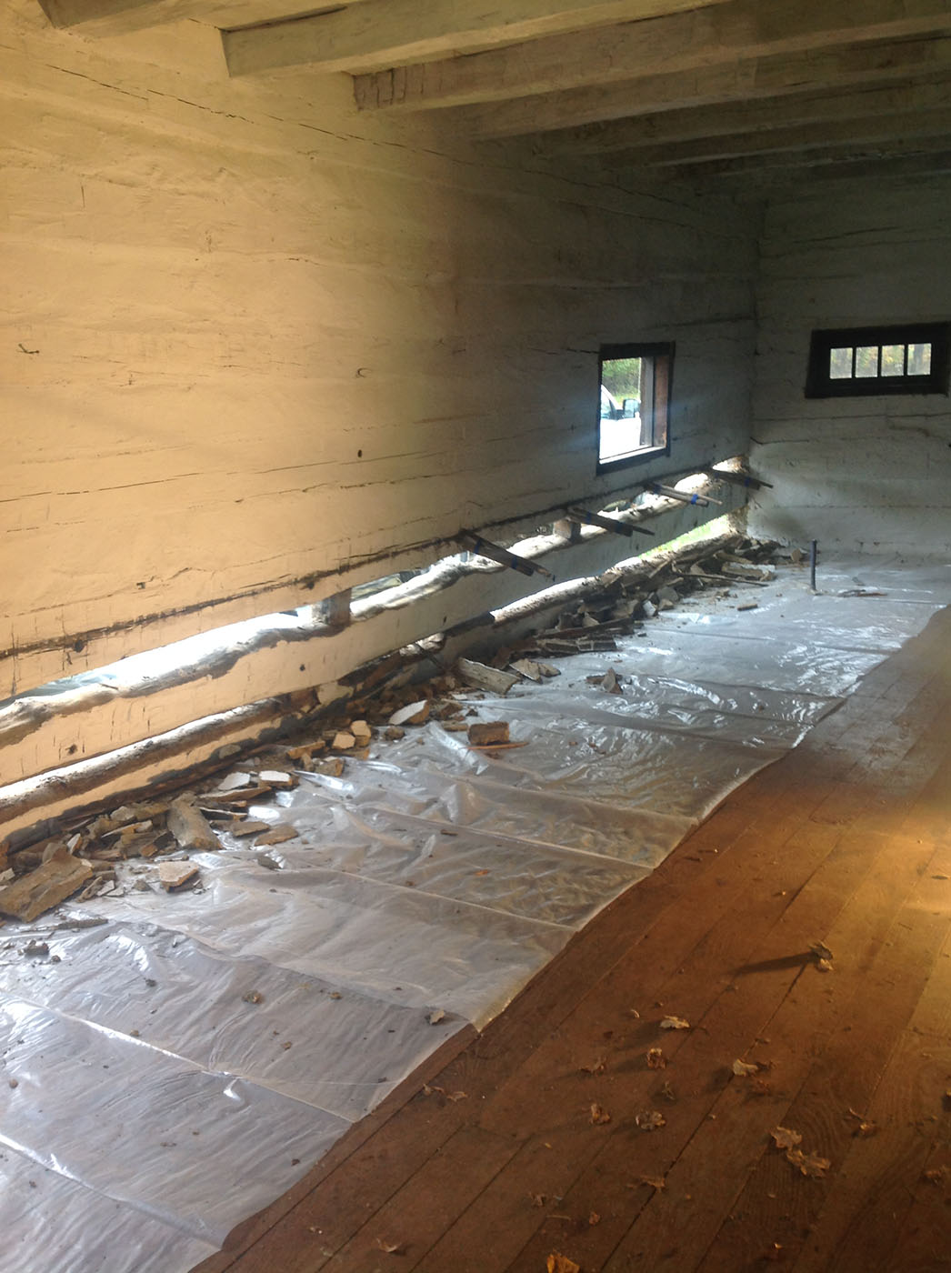 /img/Schoenbrunn Log Cabin Restoration 5 